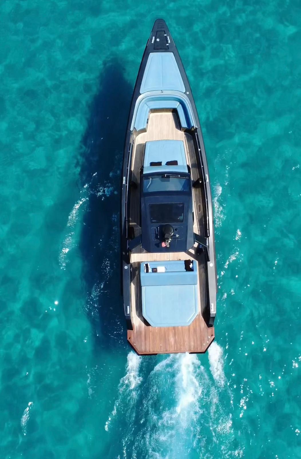 Nautilix luxury yacht — charter with skipper from Chia